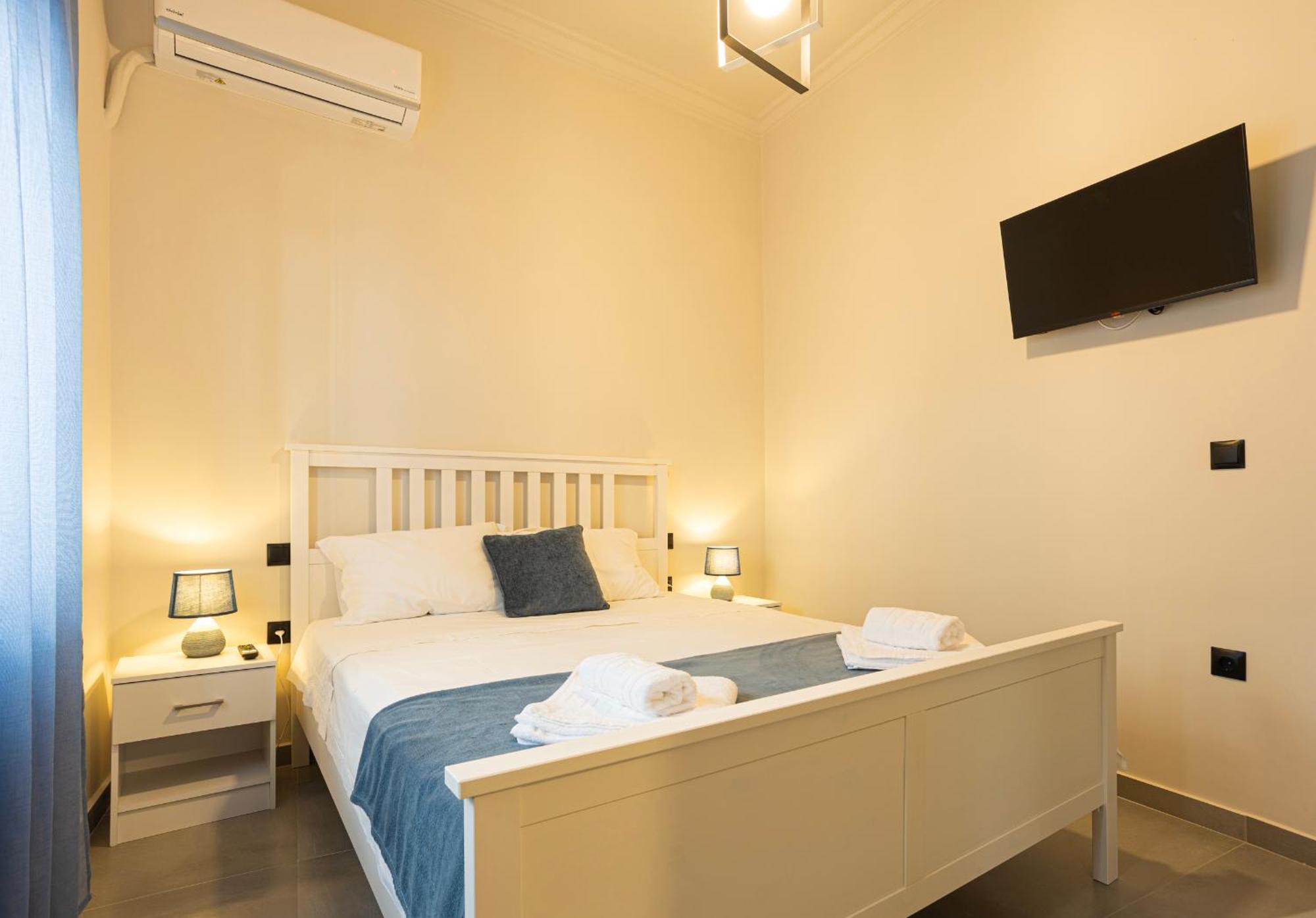 Luxury Apartment By The Sea- Euripus Strait Karababás エクステリア 写真